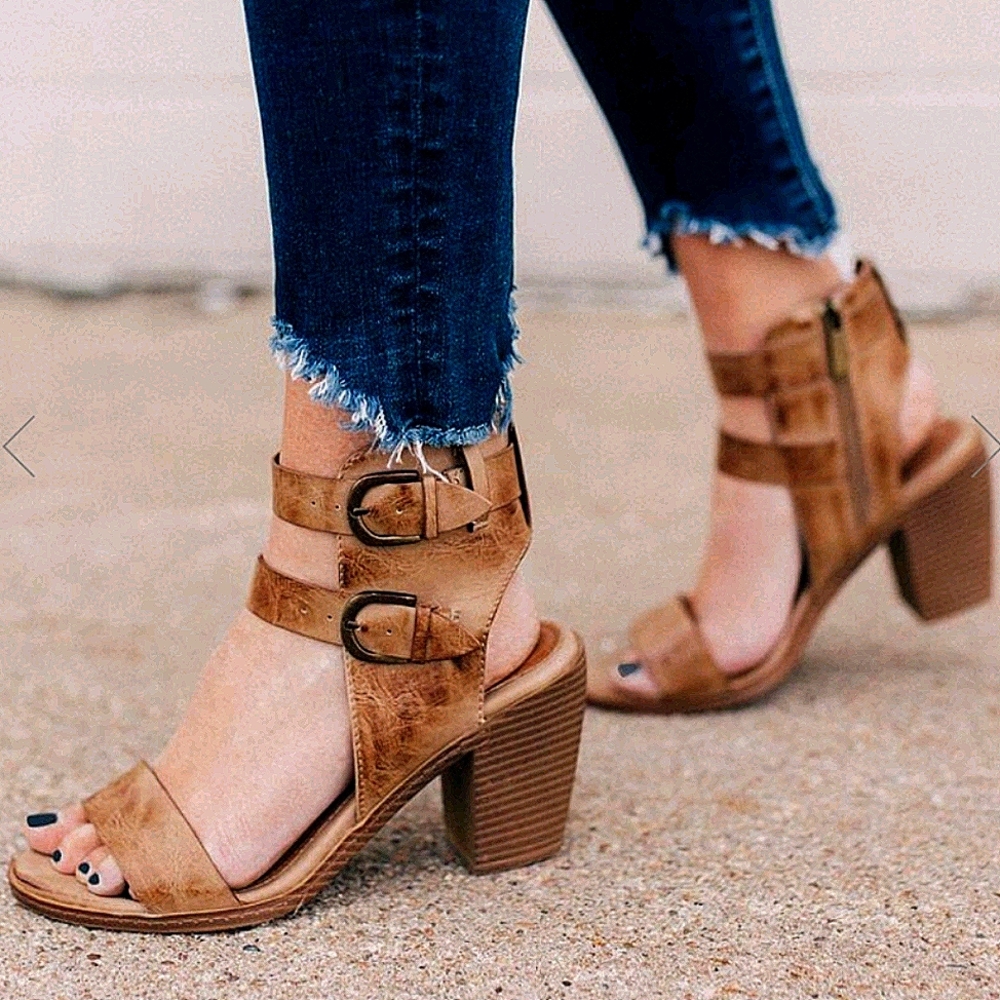 Vintage 93 Beki Heeled Sandals